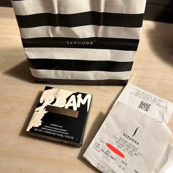 FENTY Beauty Cream Contour Shade AMBER - Picture 3 of 5